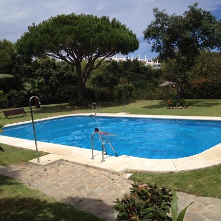 Beautiful Holiday Apartment 2 Bedroom Beach And Pool Malaga Marbella Calahonda Royale Mijas Costa Spain Exterior foto